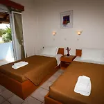 Agios Georgios - 2 Beds - Sleeps 5 - Free Parking 아파트 아기오스 게오르기오스 파곤