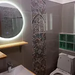아파트 Agios Georgios - 2 Beds - Sleeps 5 - Free Parking 아기오스 게오르기오스 파곤