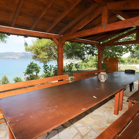Appartement Agios Georgios - 2 Beds - Sleeps 5 - Free Parking Agios Georgios Pagon